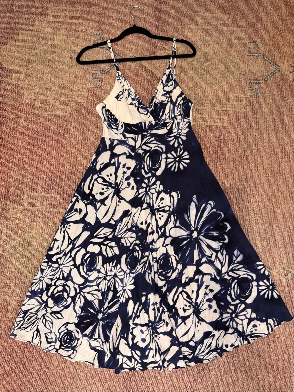 Jams world v neck strappy floral midi dress in royal blue and white size sm